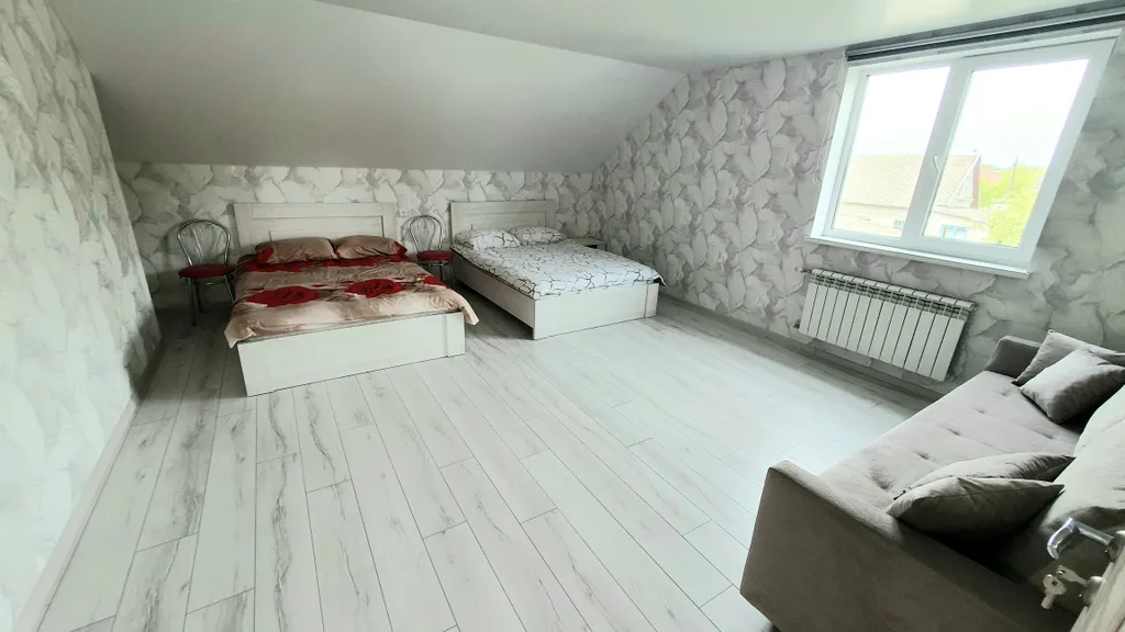 Новый комфортный дом с сауной в экозоне Бреста Красный двор