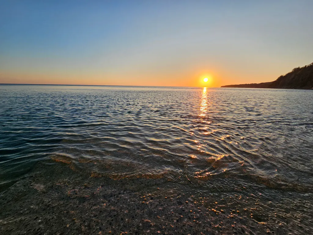 Апартамент с собственным пляжем