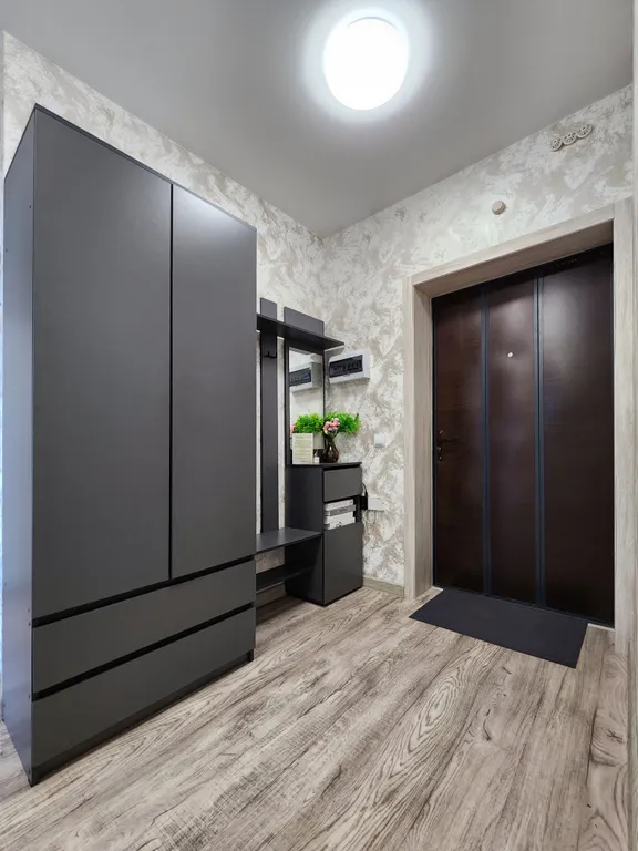 3-комнатная на Взлетке возле ТРЦ Планета