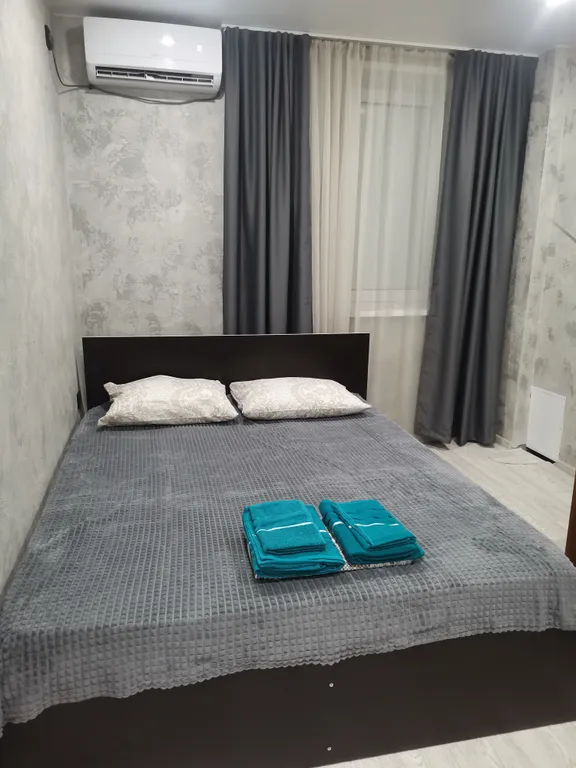 Квартира Двухкомнатная студия на 4 человека — аренда посуточно в Ейск