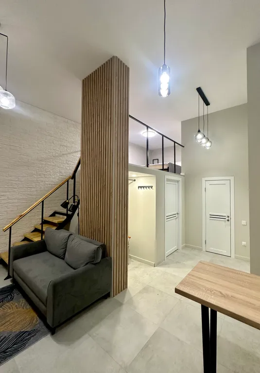 Двухуровневая квартира в стиле Лофт