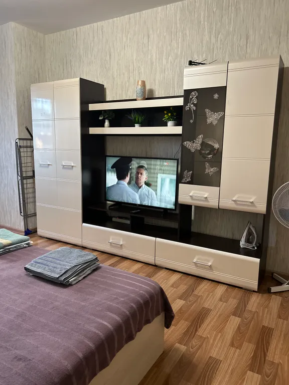 Квартира у Ледового дворца — аренда посуточно в Ханты-Мансийск