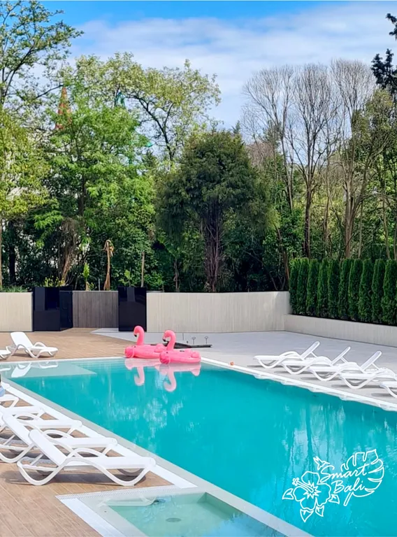 Апартаменты Smart Bali с бассейном и террасой на Дендрарий