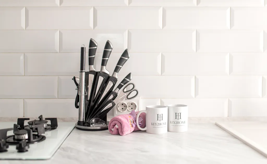 Дом Кантри со своим двором и парковкой