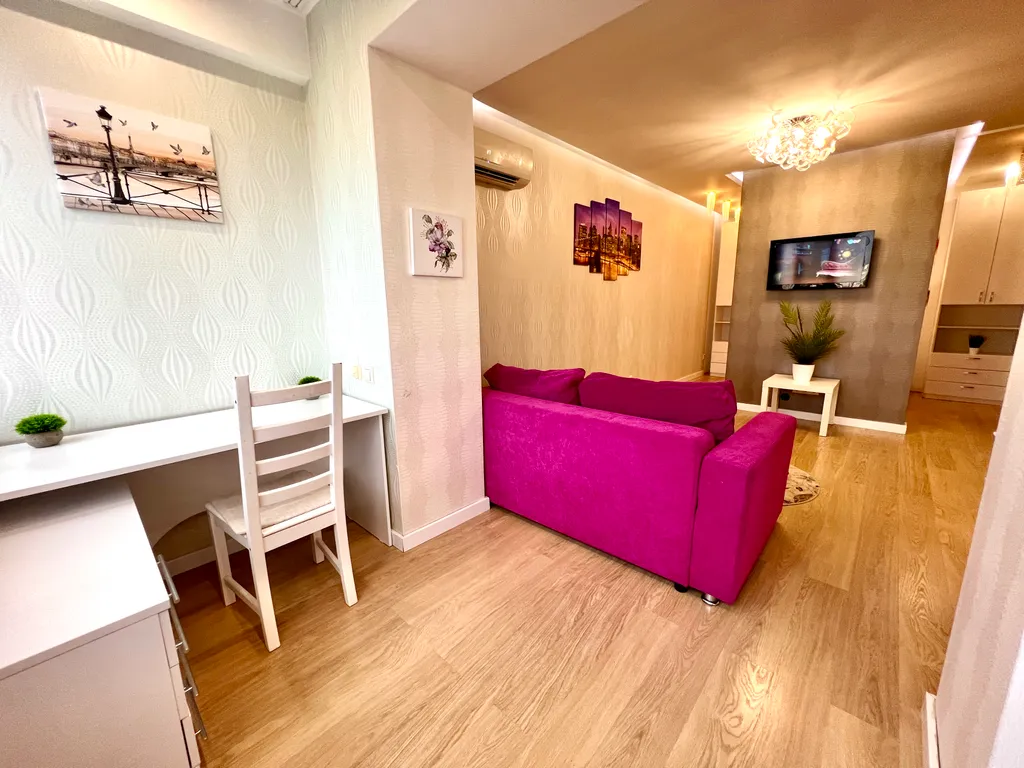 Квартира Квартира Стильная шикарная студия рядом с МТЛ-ареной — Самара