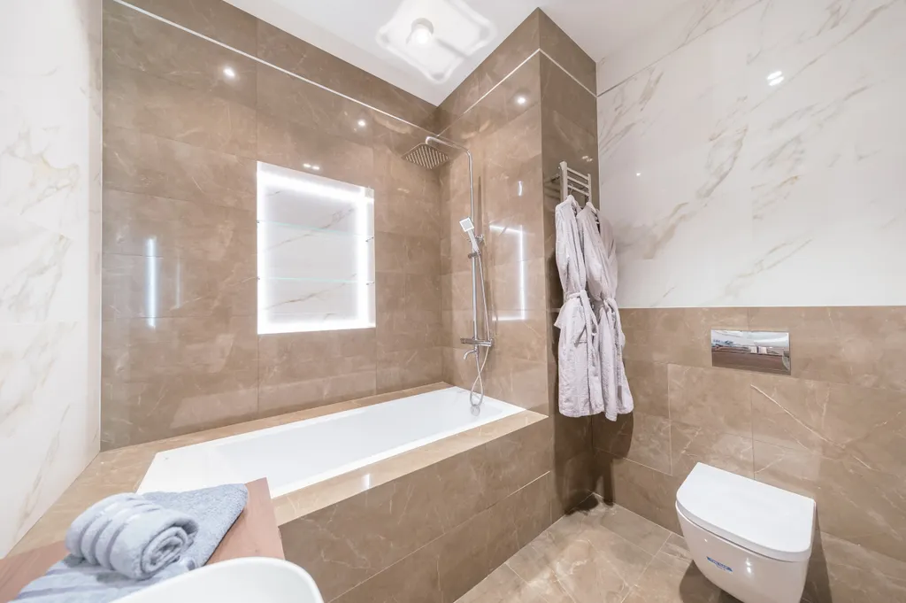 Апартаменты на 77 этаже с видом на закат