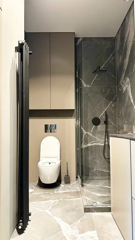 Стильная квартира у моря с террасой