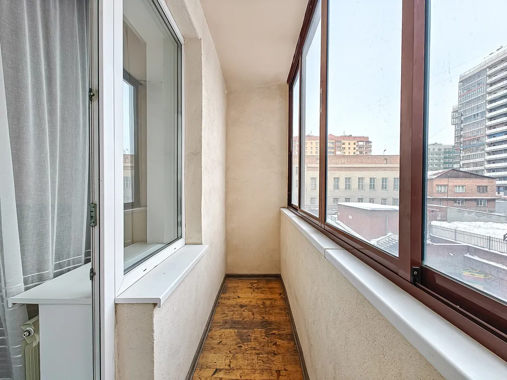 Евротрёхкомнатная квартира с балконом для 6 гостей