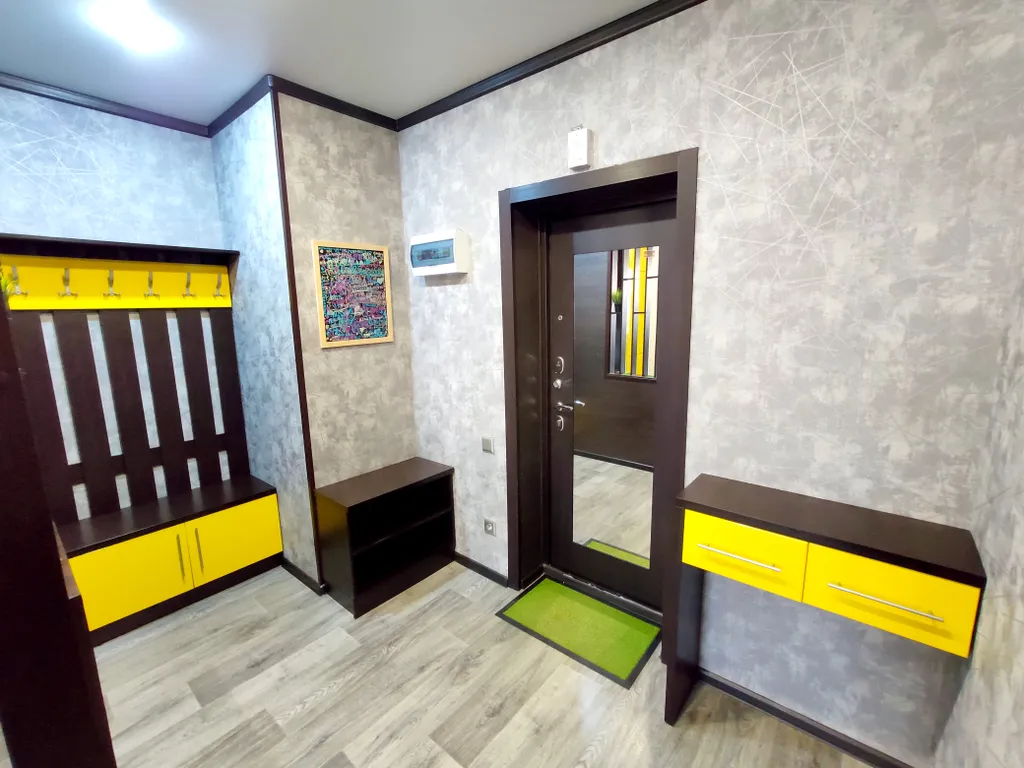 Квартира Студия 65 м² в центре, напротив Педуниверситет, 5 мин до ж/д вокзала — Воронеж