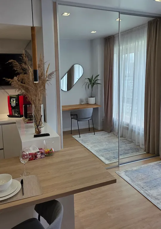 Уютная студия рядом с Броско-Молл