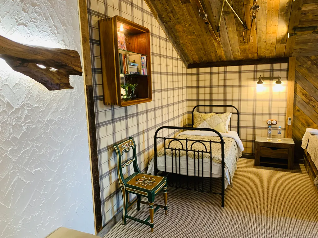 6-комнатный Дом