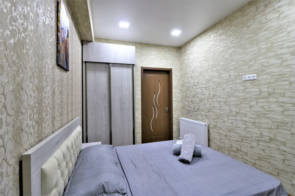 Уютная квартира около метро Исани