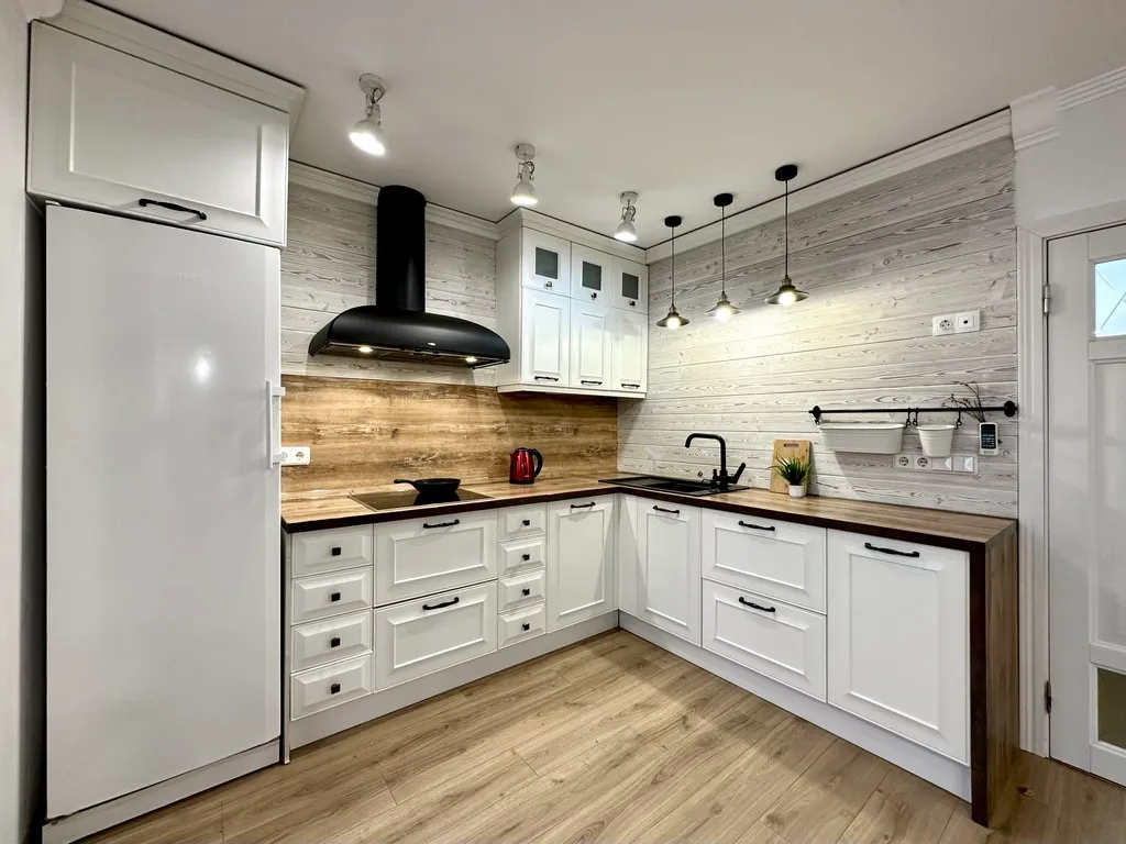 3-комнатная квартира на Черепановых, 2А