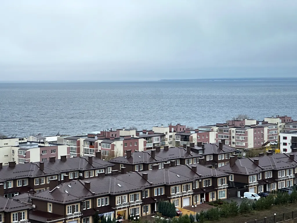 Студия на Новой Набережной с панорамным видом на Волгу