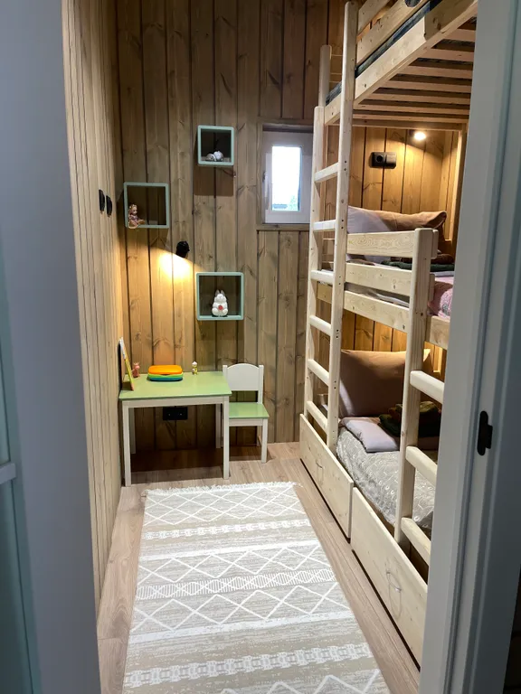 Отдых в доме в лесу с чаном и бассейном