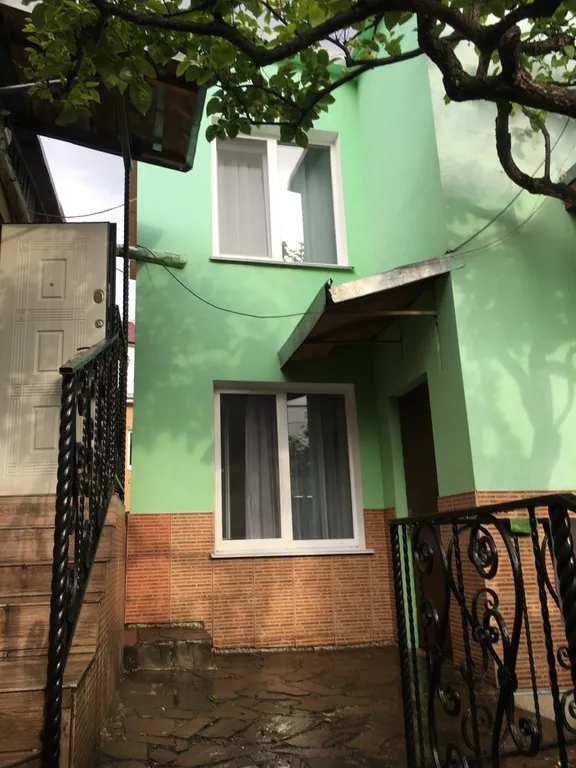 Коттедж Уютный домик — Ялта