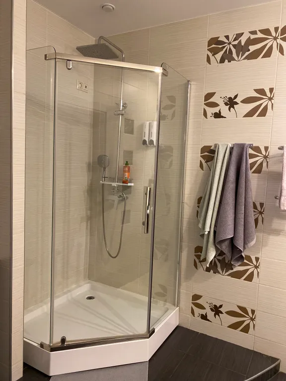 Студия на берегу Волги