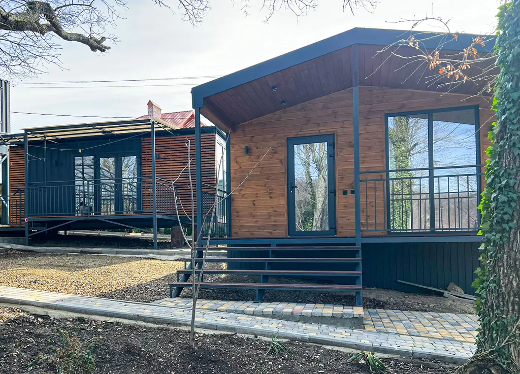 Домик с видом на лес