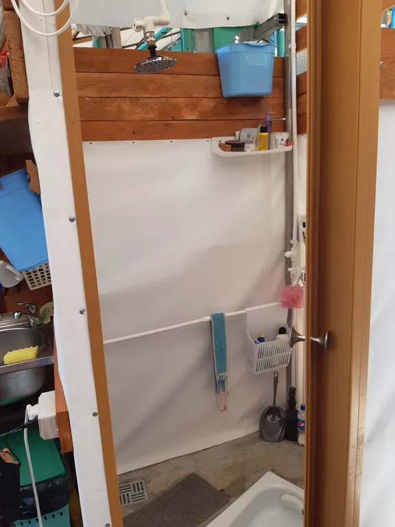 Домик на горке