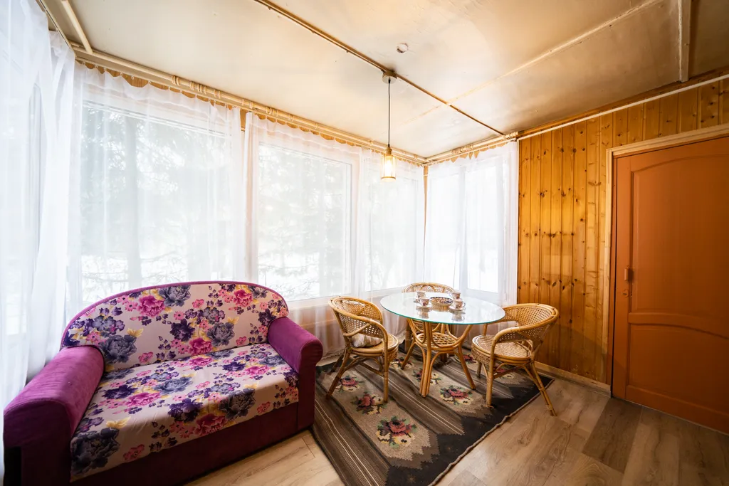 Коттедж Коттедж Уютная дача в литературной части — Санкт-Петербург