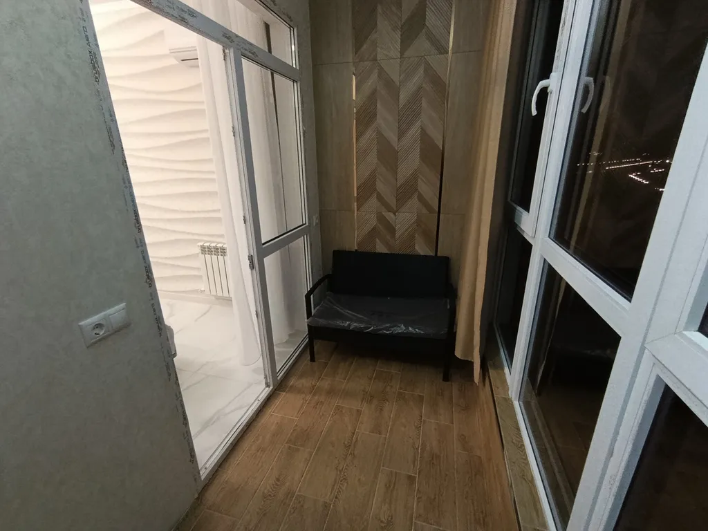 Новая евро-двушка с панорамным видом на море и пляж перед домом