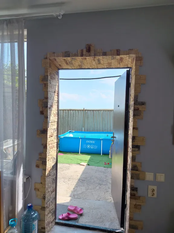 Дом возле моря в центре