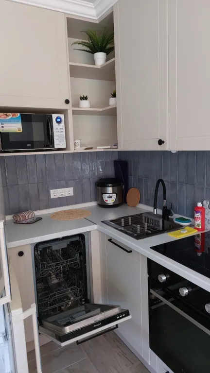 Комфортная, новая 2-я квартира рядом с морем