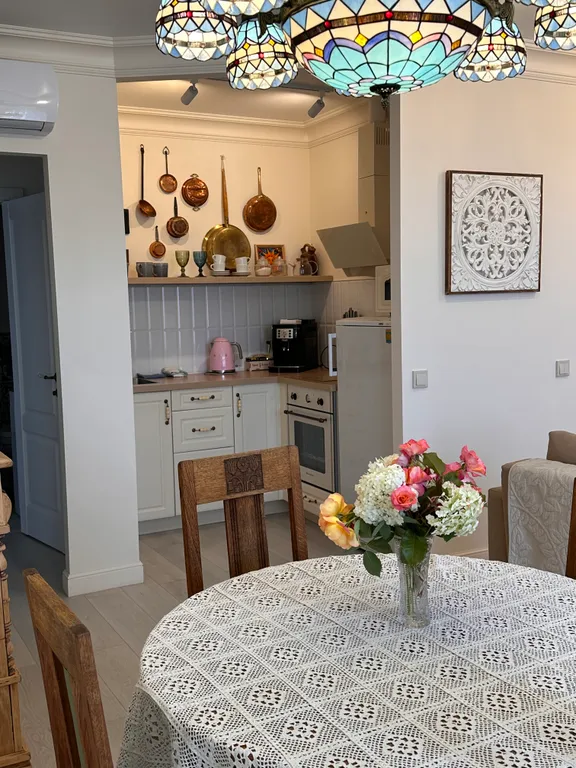 Апартаменты с видом на центральную площадь и Свиягу