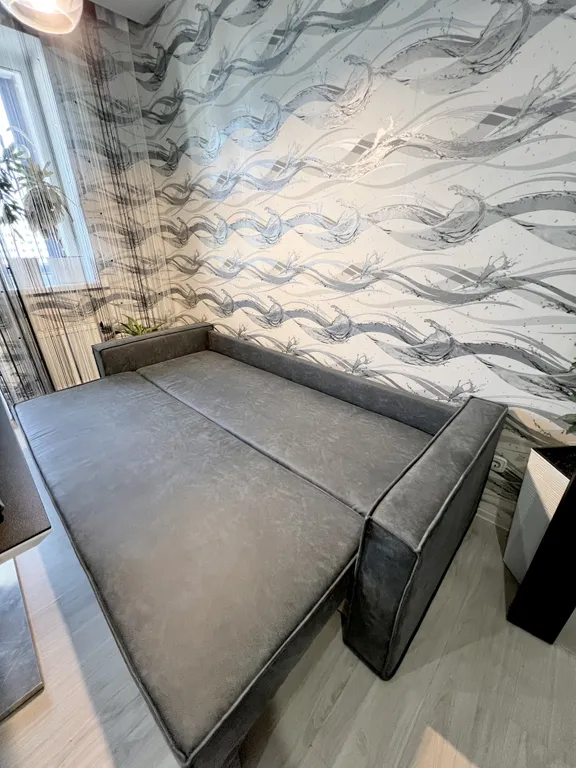 Двухкомнатная квартира в центре с 2 лоджиями