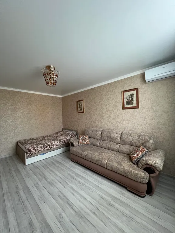 Уютная квартира возле СКК Оренбуржье