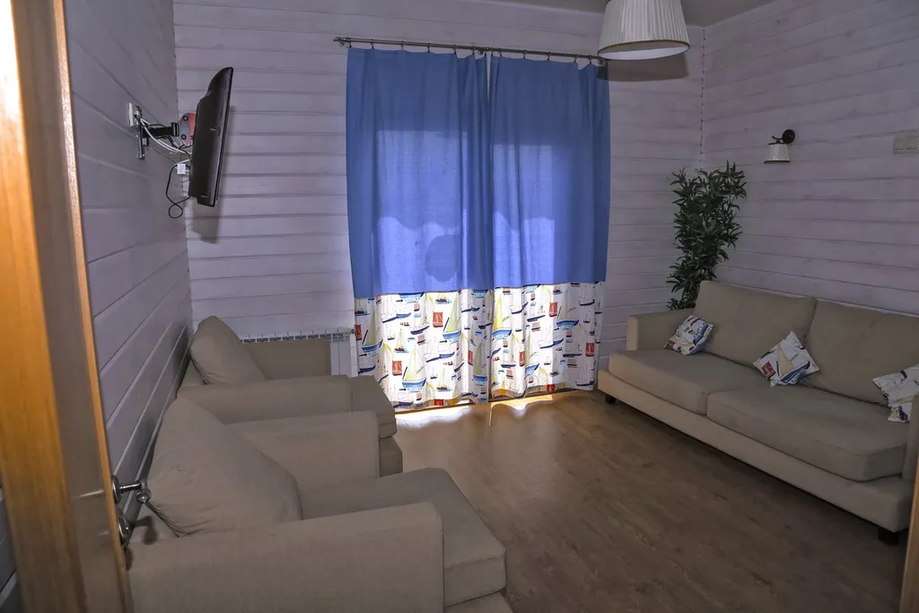 5-комнатный Дом