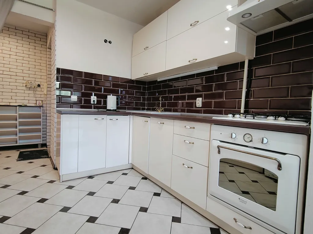 Уютная 3х комн квартира с хорошей инфраструктурой