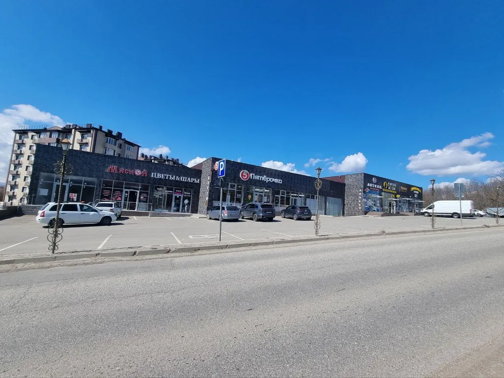 Видовая квартира с личной крытой парковкой