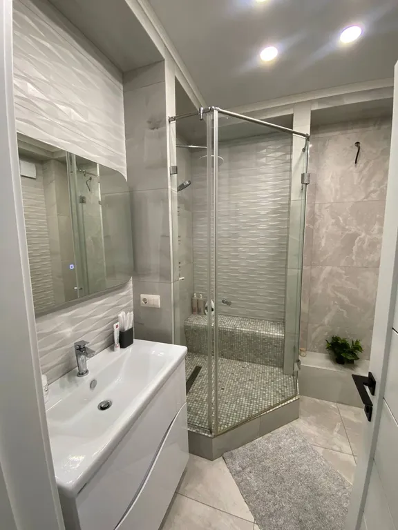 Квартира Двухкомнатная квартира с панорамным видом на парк Росгарден — Калининград