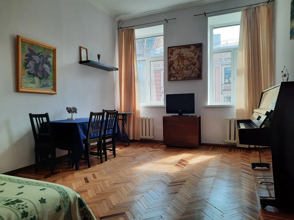 В доме Штрауха