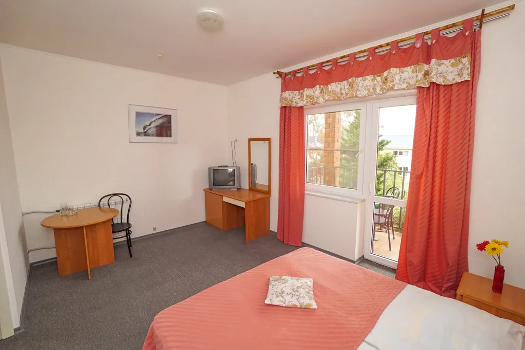 Квартира Комната — аренда посуточно в Лоо