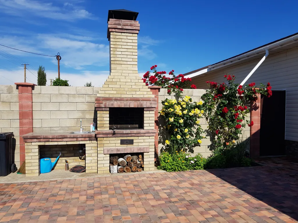 Трёхкомнатный дом у моря под ключ в пригороде