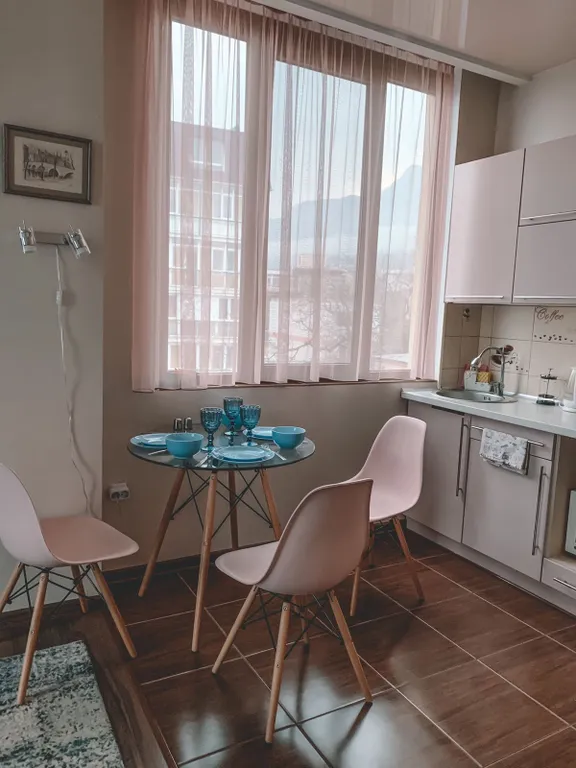 Уютная квартира в 200м от моря в большой Ялте с  видом на море и горы