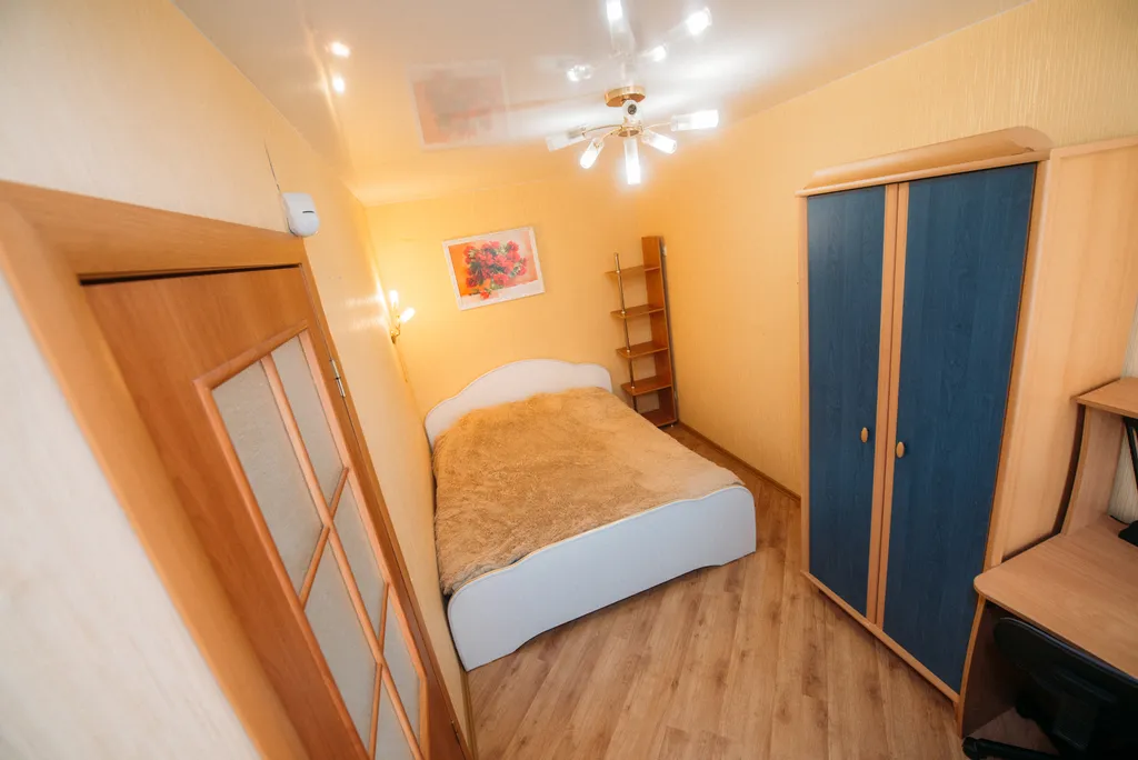 2-комнатная квартира на улице Генкиной