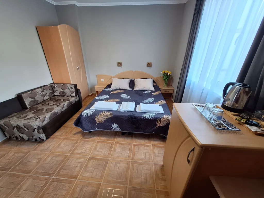 Квартира Квартира Город стандартный трёхместный номер с двуспальной кроватью — Геленджик