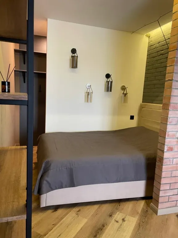 Современная студия в новом доме