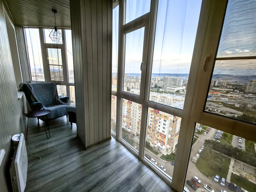 Квартира Видовая комфортная квартира с теплым балконом — Красноярск