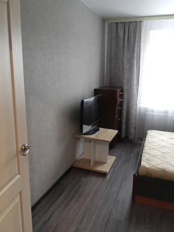 Двухкомнатная квартира в новостройке, рядом центр города