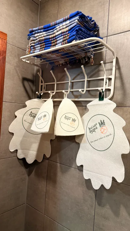 Коттедж с русской баней, горячей джакузи под звездам и бассейном