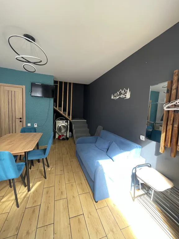 Домик с видом на горы