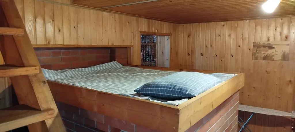 Уютный деревянный дом с мансардой и русской печкой