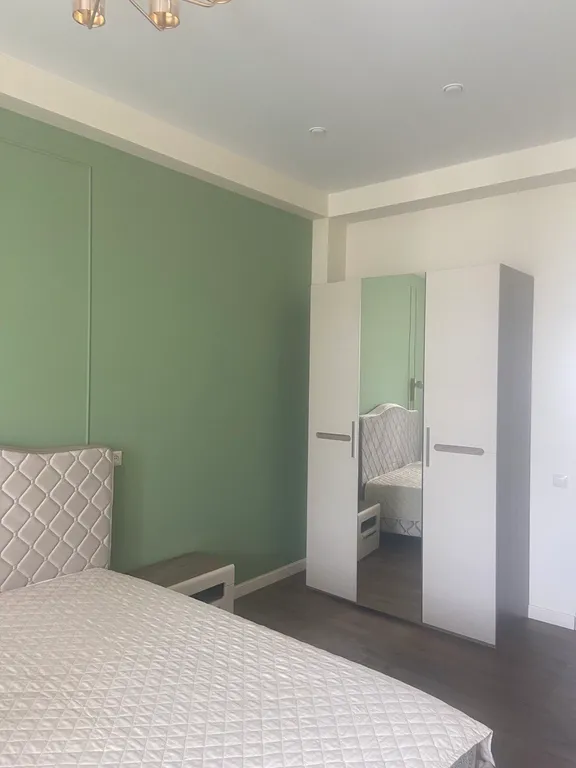 Современная квартира в центре с видами на горы