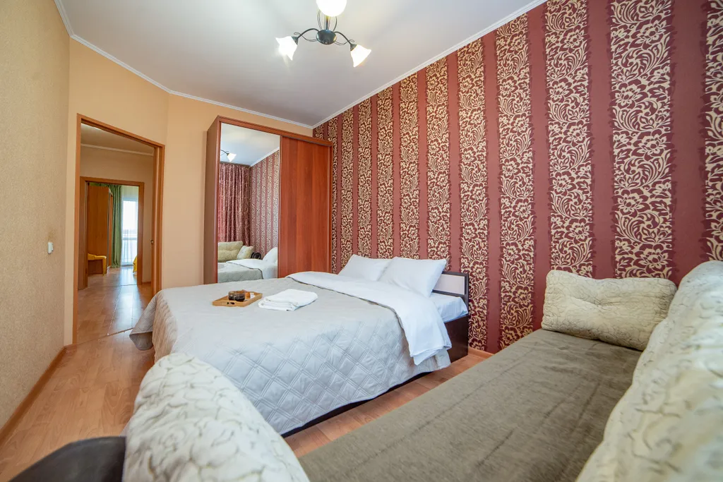 Желтые попугаи в прериях