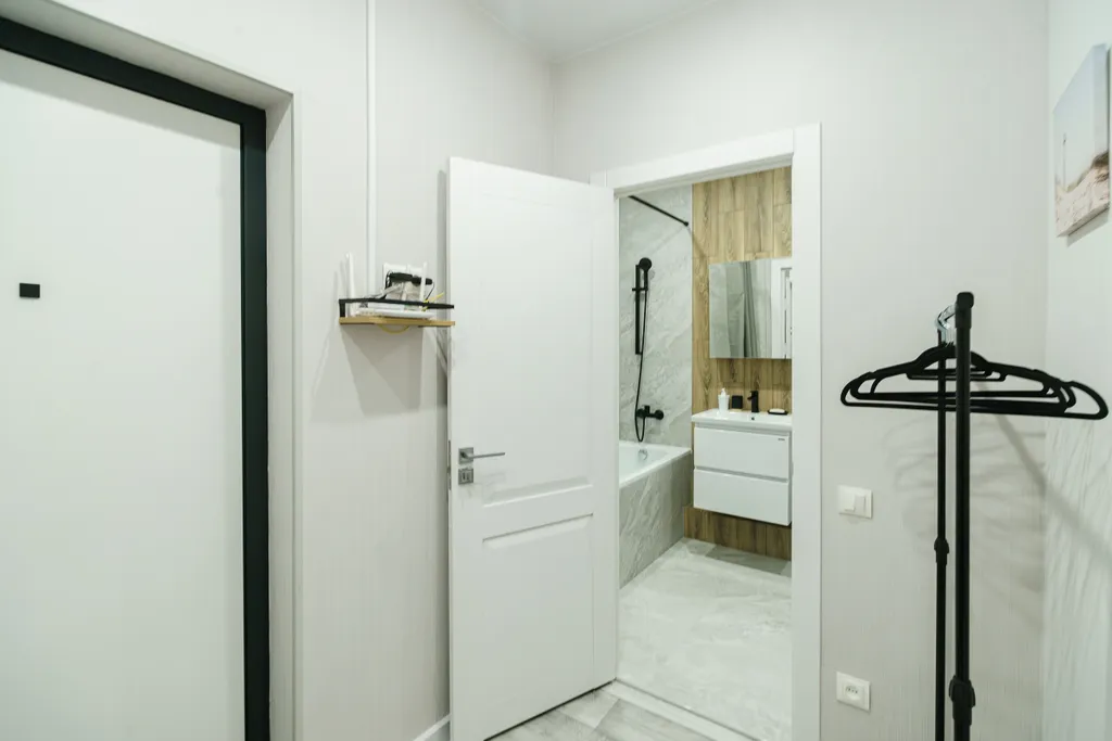 Студия с видом на город и Волгу