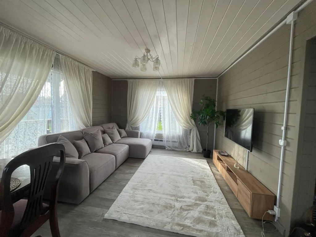 6-комнатный Дом